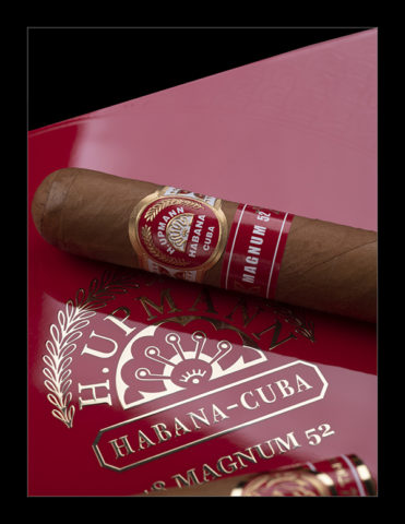 H. UPMANN MAGNUM 52 YEAR OF THE TIGER 18 Cigars